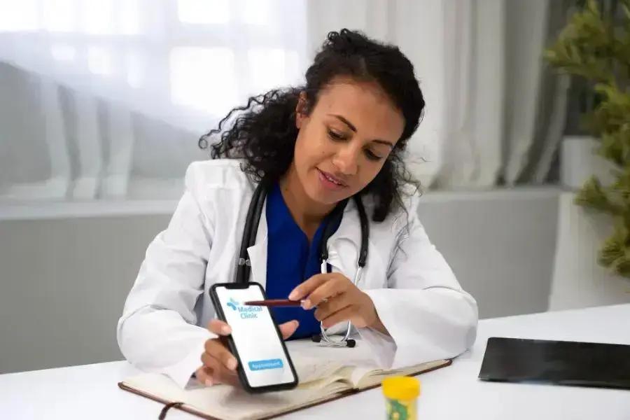 Publicidade digital para médicos: estratégias que atraem mais pacientes agora