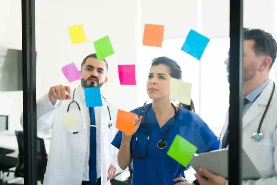Principais estratégias digitais para atrair pacientes
